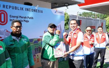 Pertamina Jatimbalinus Rayakan HUT RI ke-80 Bersama Komunitas Ojol