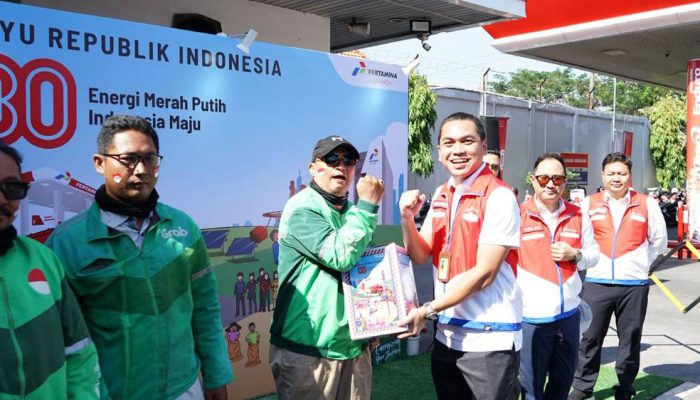 Pertamina Jatimbalinus Rayakan HUT RI ke-80 Bersama Komunitas Ojol