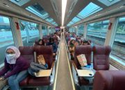 Kereta Panoramic KAI Catat Lonjakan Penumpang Sepanjang 2025