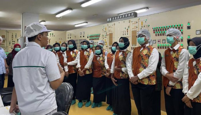 Bogasari Perkuat Program Teaching Factory di SMKN 3 Kediri