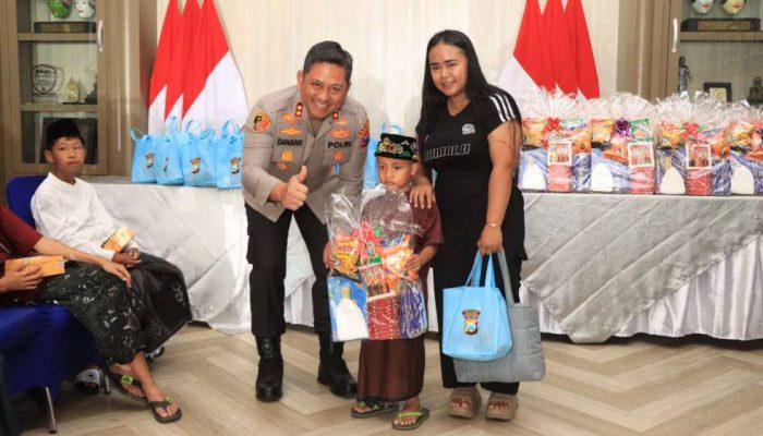 Polres Malang Gelar Khitan Massal untuk 80 Anak dari Berbagai Kalangan