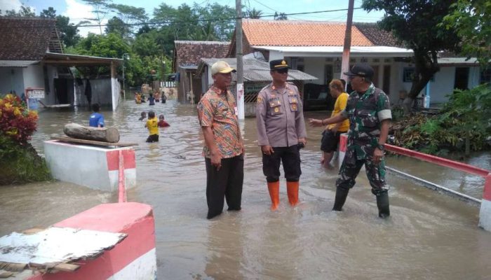 Puluhan Rumah Warga di Lumajang Kebanjiran Akibat Hujan Deras Semalaman