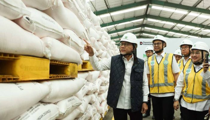 Pabrik Direvitalisasi, Menko Pangan Beri Apresiasi