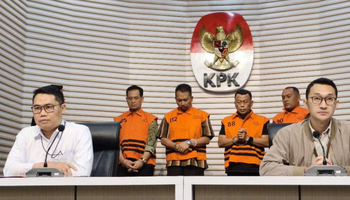 KPK Geledah Rumah Dinas Bupati hingga Kantor Sekda Ponorogo, Sejumlah Uang Disita