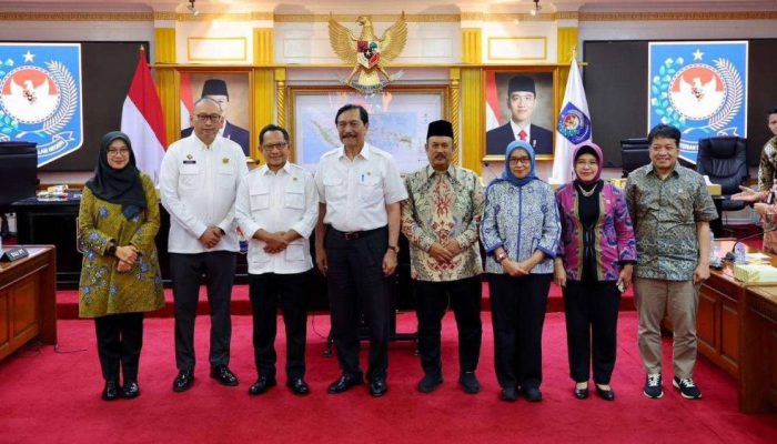 Digitalisasi Bansos Nasional Dimulai, Banyuwangi Jadi Motor Utama