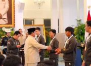 Presiden Prabowo Serahkan Bonus Rp465,25 Miliar kepada Atlet Juara SEA Games 2025