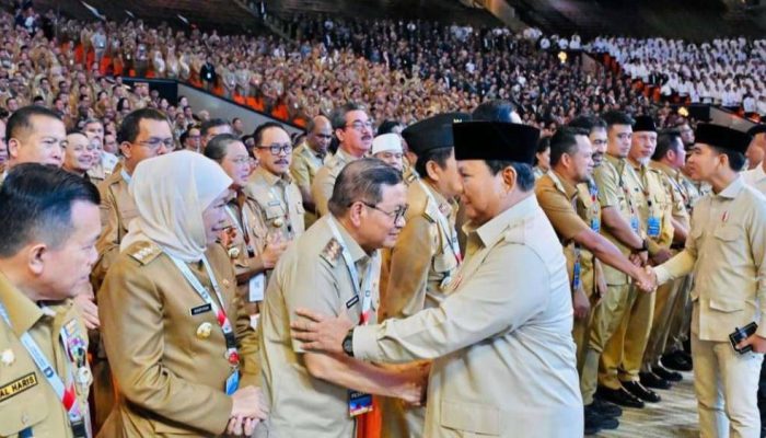 Presiden Prabowo Ingatkan Kepala Daerah Tak Menyerah Berantas Kemiskinan