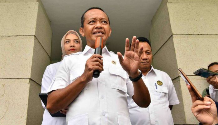 Bahlil Kaji Penghentian Ekspor Timah, Perkuat Strategi Hilirisasi Nasional