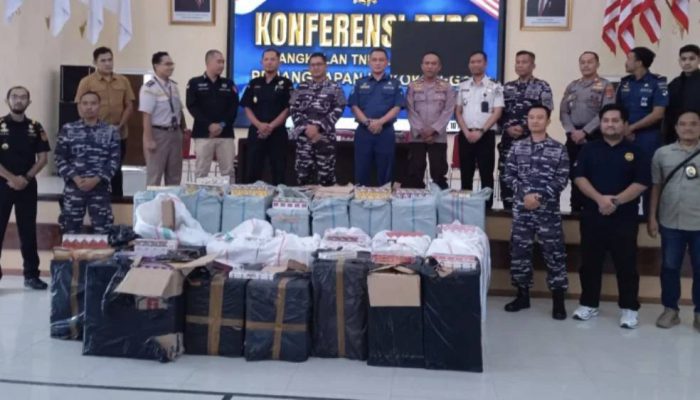 Lanal Mataram Gagalkan Penyelundupan 589 Ribu Batang Rokok Ilegal di Pelabuhan Lembar