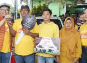 Bahagia Warga Mantup, Menang Mobil Viu–Telkomsel dan Diarak Meriah di Desa