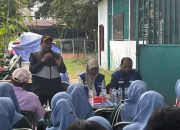 TPS Perkuat Literasi Sampah, Warga Sidotopo Wetan Belajar ke Bank Sampah Perak Barat