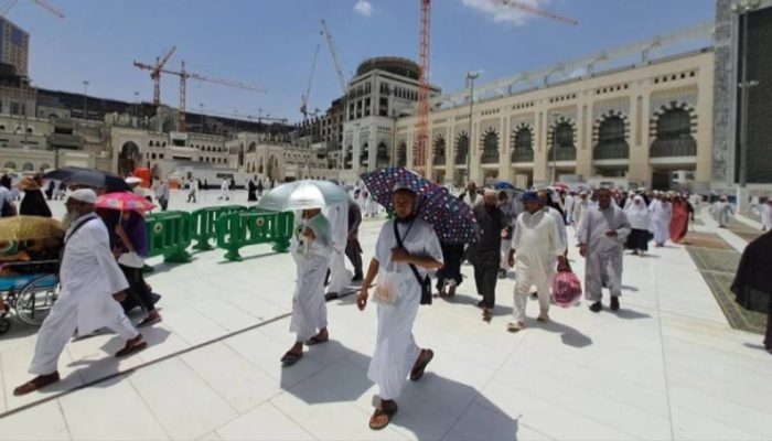 Haji Terancam Cuaca Ekstrem, Ilmuwan Serukan Adaptasi dan Mitigasi