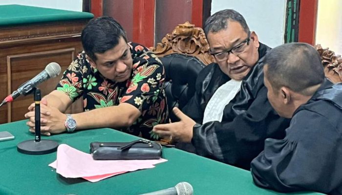 PN Surabaya Perintahkan Shaul Hameed dan Indah Hariani Dibawa ke Pengadilan
