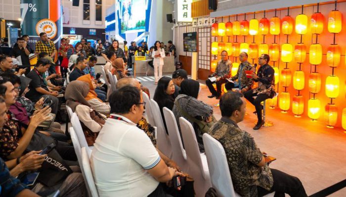 Danamon Bersama Adira Finance dan MUFG Manjakan Pengunjung IIMS Surabaya 2026 dengan Promo Spesial