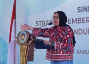 Prabowo Ganti Kepala Badan Gizi Nasional, Nanik Sudaryati Deyang Nahkodai Program MBG