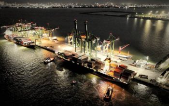 Layanan SCJX X-Press Feeders Masuk TPK Teluk Lamong, Perkuat Jalur Perdagangan Surabaya–Tiongkok