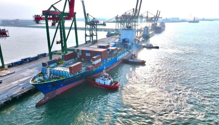 COSCO Pilih Terminal Teluk Lamong, Arus Peti Kemas Internasional Melonjak Lebih dari 90 Persen