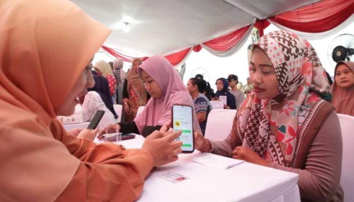 Bansos Lebih Tepat Sasaran, Surabaya Jadi Lokasi Uji Coba Perlinsos Digital Berbasis AI