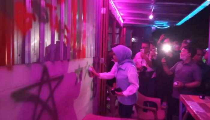 Respons Rekomendasi DPRD, Wabup Sidoarjo Pimpin Razia Warung Karaoke di Eks Tol Jabon
