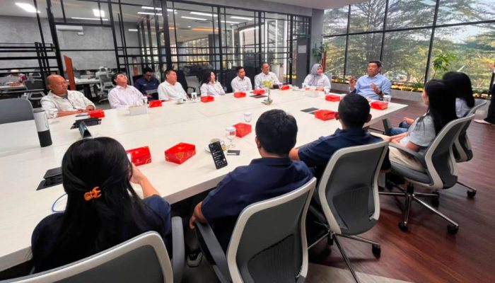 Terminal Teluk Lamong Perkuat Layanan Kepelabuhanan Bersama GINSI Jatim