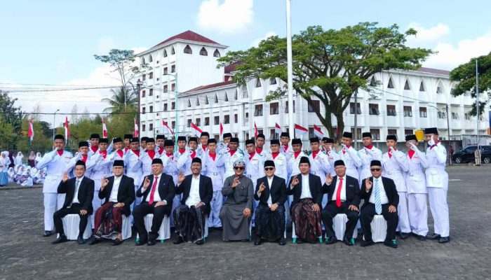 Upacara HUT ke-81 RI di Pesantren Mabadi’ul Ihsan, Generasi Muda Diajak Isi Kemerdekaan