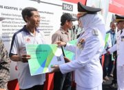 Nelayan hingga Pedagang Kecil Banyuwangi Dapat Perlindungan BPJS Ketenagakerjaan