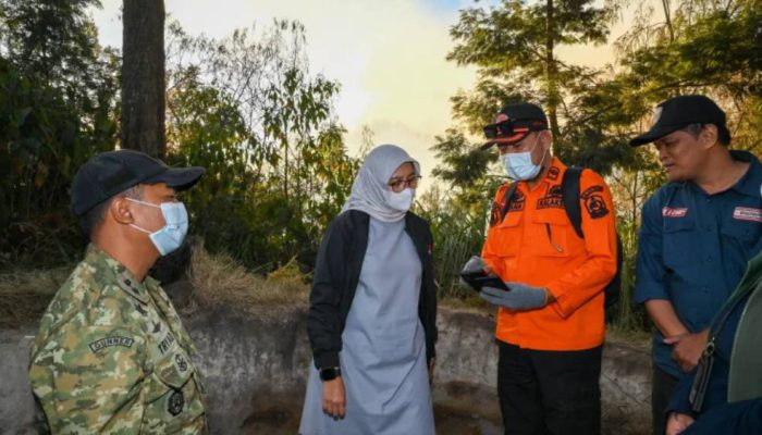 Jalur Pendakian Kawah Ijen Masih Ditutup, Api Kembali Mengarah ke Pasewaran