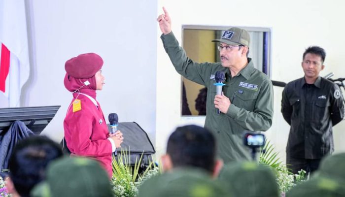 Gus Ipul: Sekolah Rakyat Harus Bentuk Karakter dan Pulihkan Kepercayaan Diri Siswa
