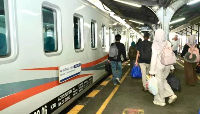 Naik 22,78 Persen, Pelanggan Kereta Api Mutiara Timur ke Banyuwangi Capai 304 Ribu