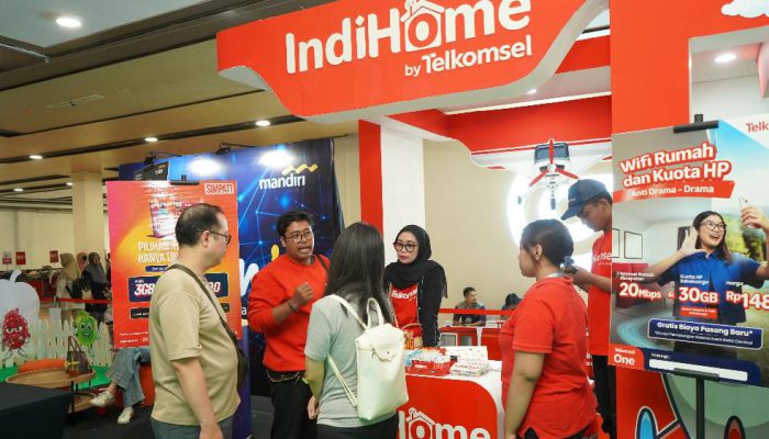 Telkomsel Bawa RANS Carnival ke Kediri, Geisha, Happy Asmara hingga Cipung Sapa Warga
