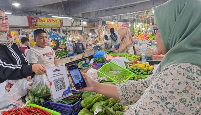 BRI Hadirkan WiFi di Pasar Keputran Surabaya untuk Dukung Digitalisasi UMKM